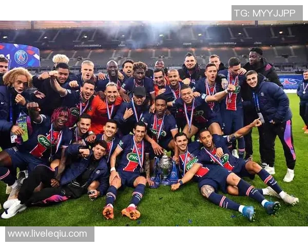 埃瓦尔主场迎战利云特双方争夺三分激战一触即发